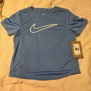 NWT Nike Girls Blue Beyond Tee